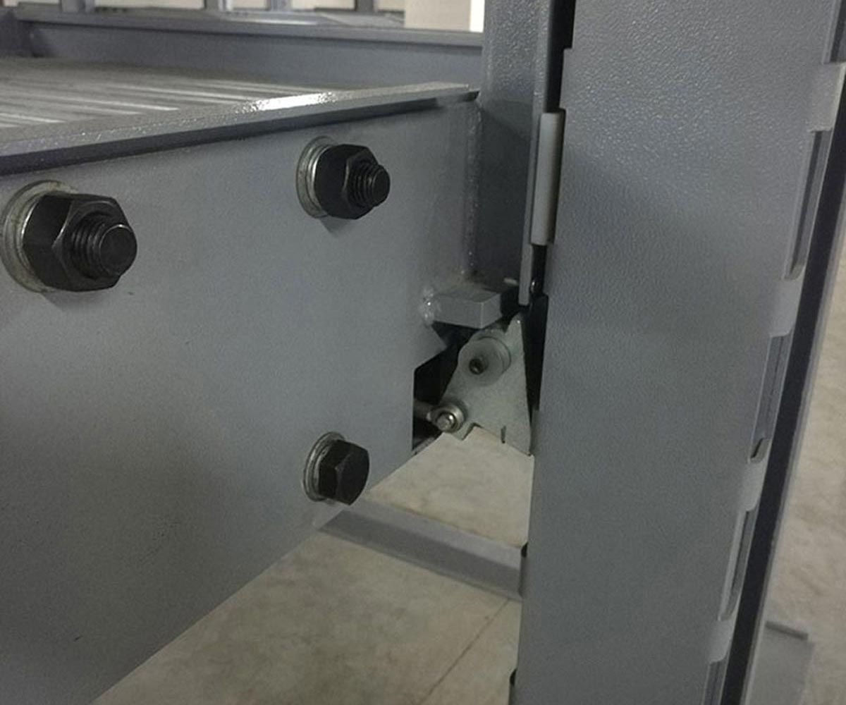 地坑機械好色先生黄色下载庫安裝.jpg